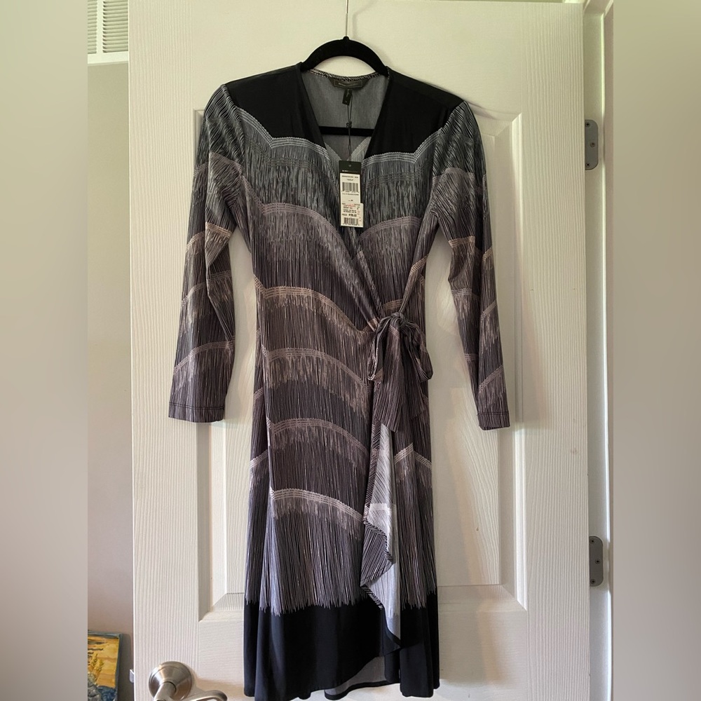 BCBG Maxazria Maternity Dress (M)